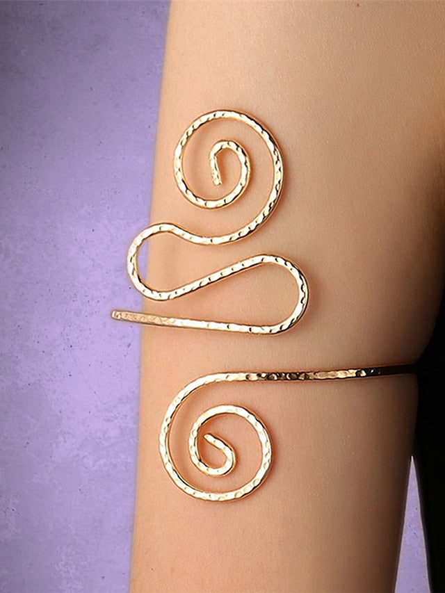 Bracelet Classic Fashion Statement Personalized Rock Alloy Bracelet Jewelry Gold For Gift Holiday Date Festival for Women
