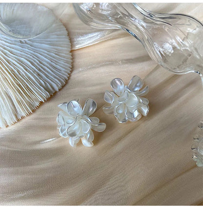 Pearl Crystal Fringed Flower Earrings Elegant Personality Studs Ms Jewelry from South Korea