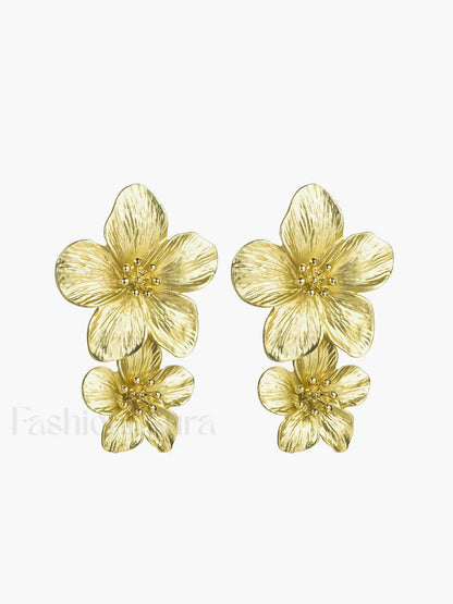 Fashionable Charming Flower-Shaped Earrings