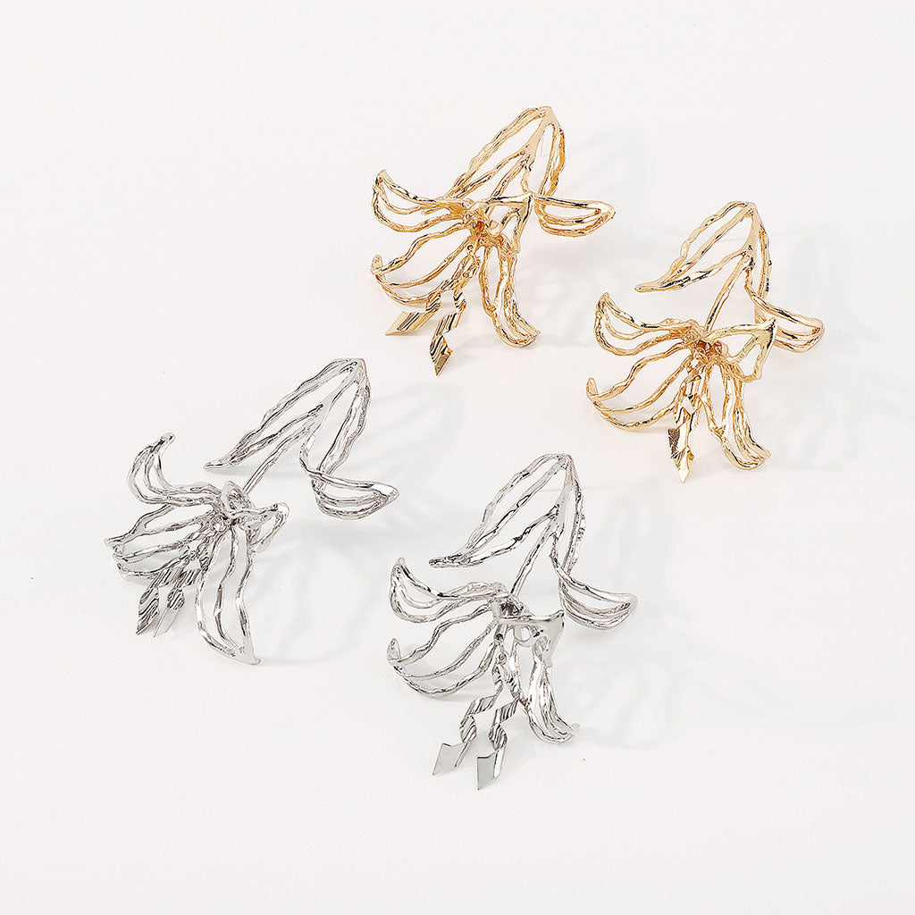 Exaggerated Tulip Flower Drop Earrings in Vintage Polished Plating
